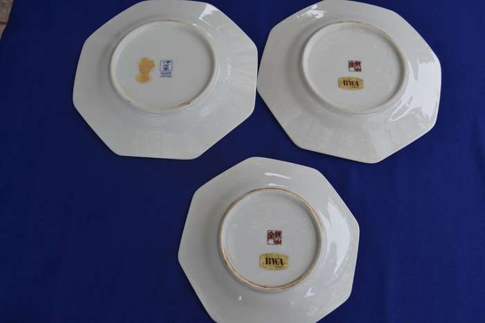 Vintage Octagonal Imari Plates x 3