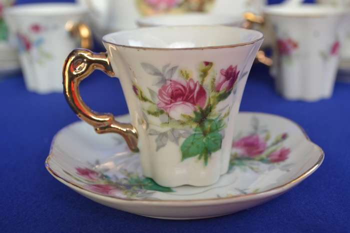 Fine Bone China Demitasse Cups and Saucers, and Tea Pot - Japan