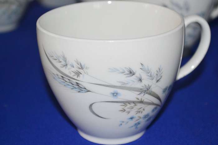 Vintage Johnson Bros Ironstone Trios (6) and Large Milk Jug Ftom the Snowhite Range