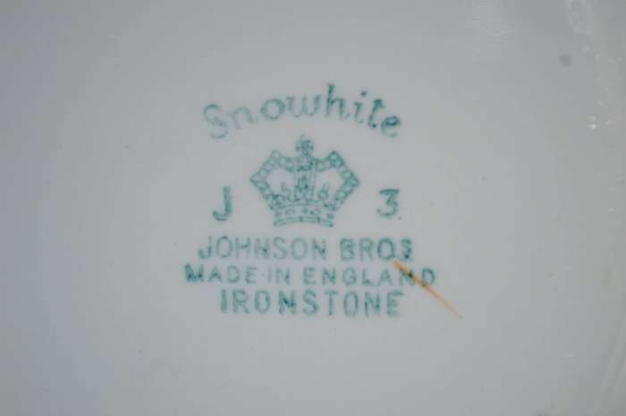Vintage Johnson Bros Ironstone Trios (6) and Large Milk Jug Ftom the Snowhite Range