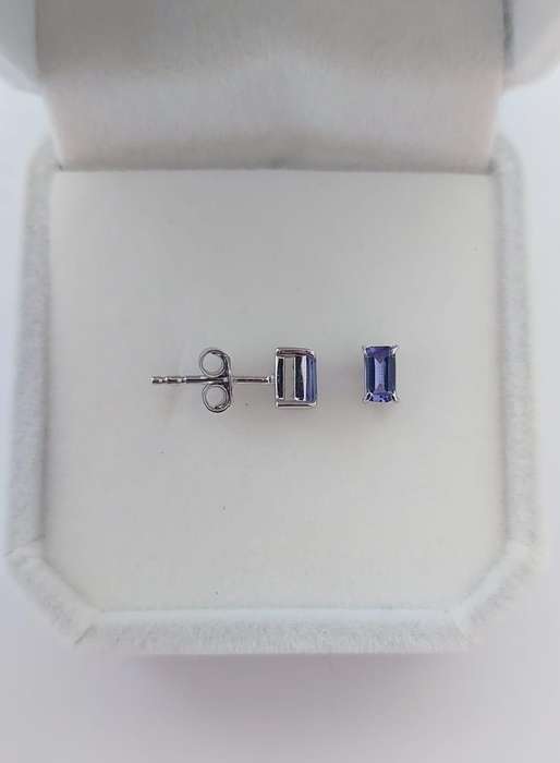 Tanzanite Earrings in Silver