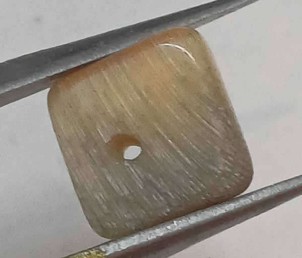 Polished Agate - Drilled Square Cut  - 1,99cts