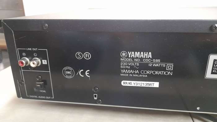 Yamaha CDC-585 5-Disk CD Player