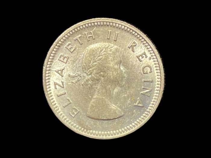 Beautiful AU+ 1959 S.A. Union silver 3 pence (tickey) coin - "No KG" variety