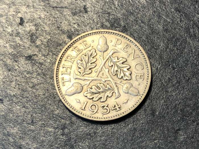 SILVER 1934 British 3 pence (tickey) coin - King George V