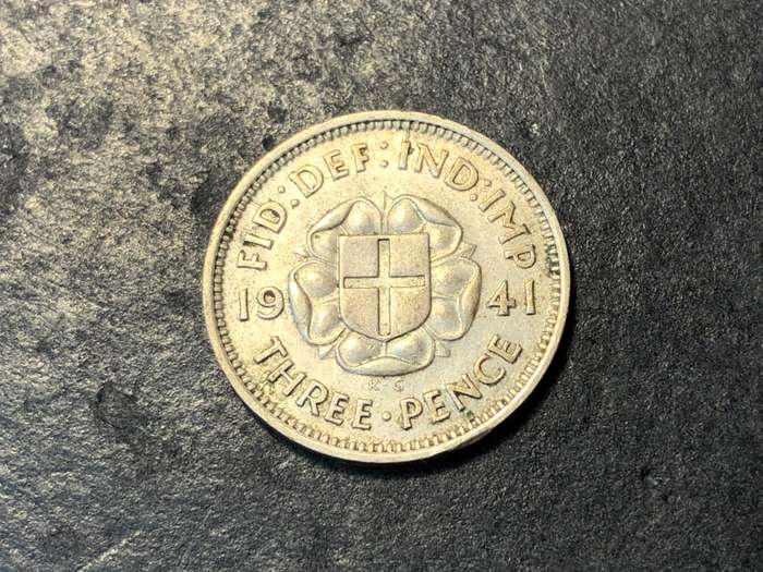 SILVER 1941 British 3 pence (tickey) coin - King George VI