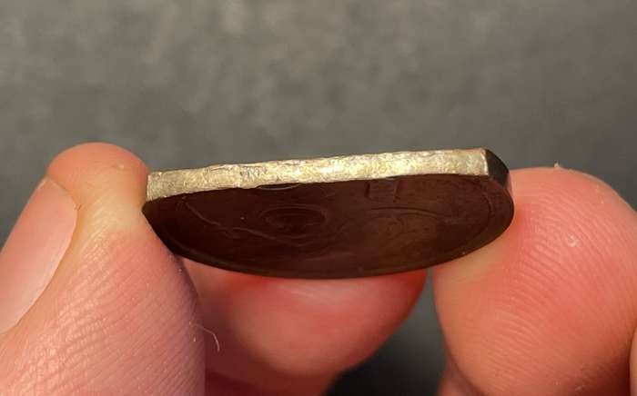 Rare error 1991 RSA 5 cent coin in AU+/UNC - Rare "straight clip" error (Almost 2cm across)