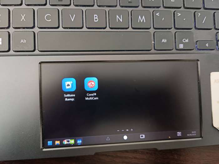 Asus ZenBook 14 UX435EG Touch Screen Intel Core i7, 16GB RAM, 512GB SSD, MX450 Graphics  Pine Grey