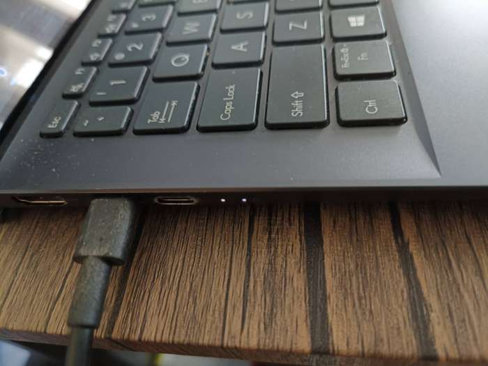 Asus ZenBook 14 UX435EG Touch Screen Intel Core i7, 16GB RAM, 512GB SSD, MX450 Graphics  Pine Grey