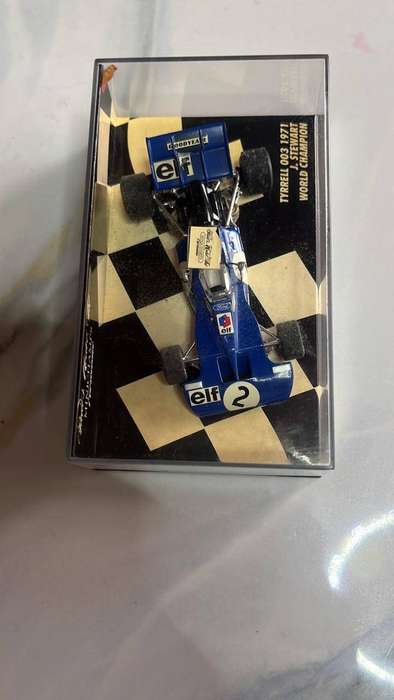 Paul's Model Art Minichamps Tyrrell 003 1971 Jackie Stewart World Champion
