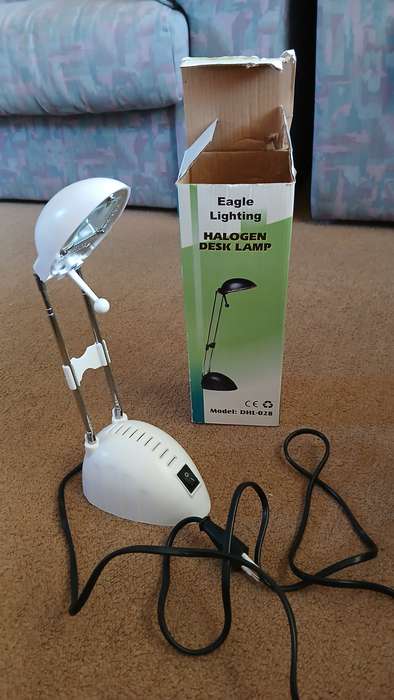 HALOGEN DESK LAMP