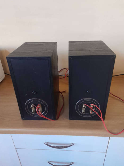 Monitor audio bronze BX2 bookshelf speakers