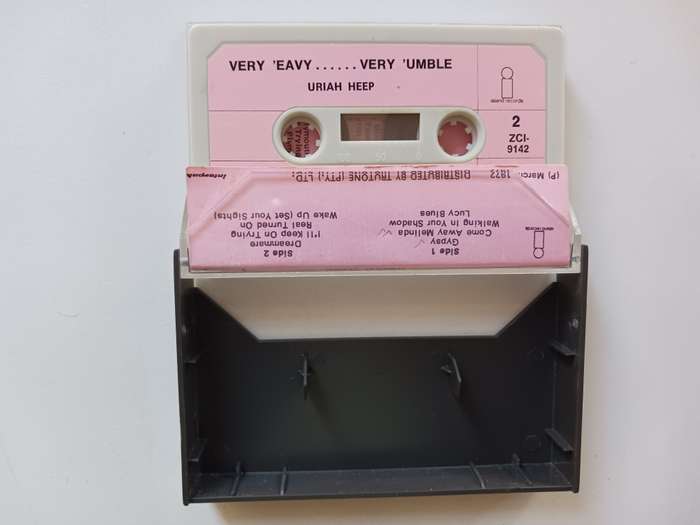 Uriah Heep - ... Very `Eavy Very `Umble... ( Rare 1972 SA released Music Cassette NM-M- Pink label.)