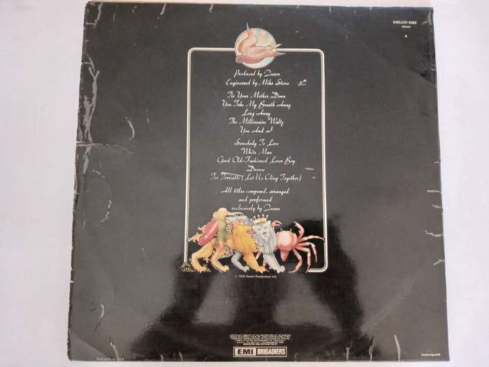 Queen - A Day At The Races  ( 1976 SA released LP )