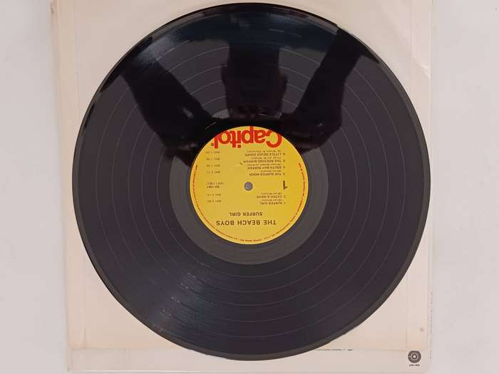 The Beach Boys  -  Surfer Girl  ( scarce 1976 USA reissue LP NM )