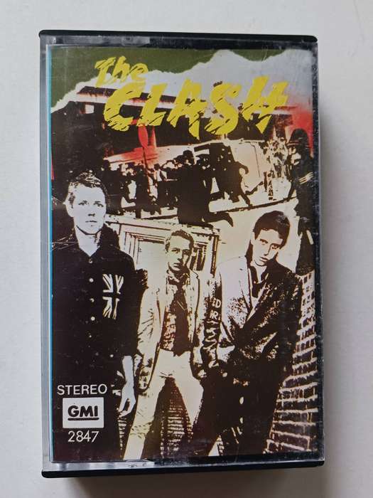 The Clash - The Clash   ( Cassette ,Album Scarce Unofficial release.)