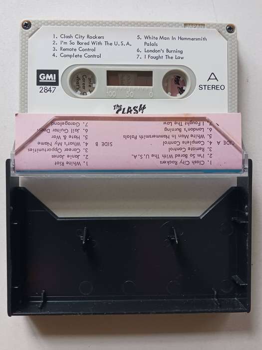 The Clash - The Clash   ( Cassette ,Album Scarce Unofficial release.)