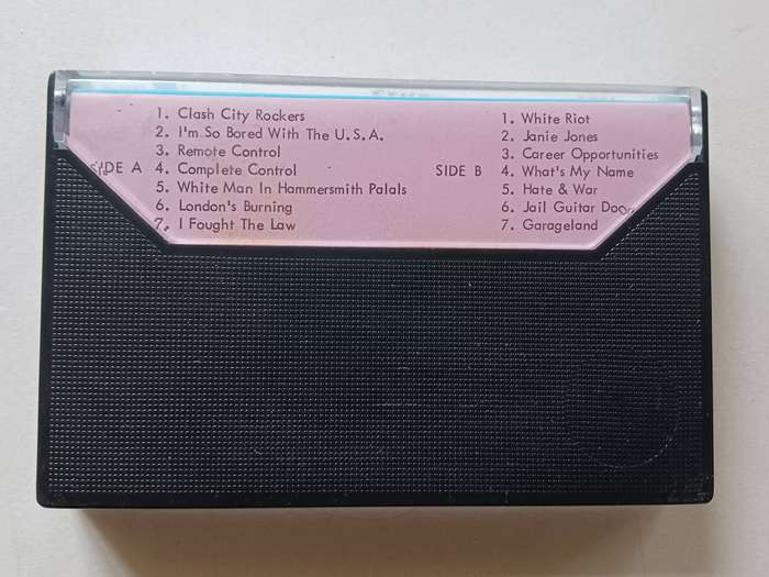 The Clash - The Clash   ( Cassette ,Album Scarce Unofficial release.)