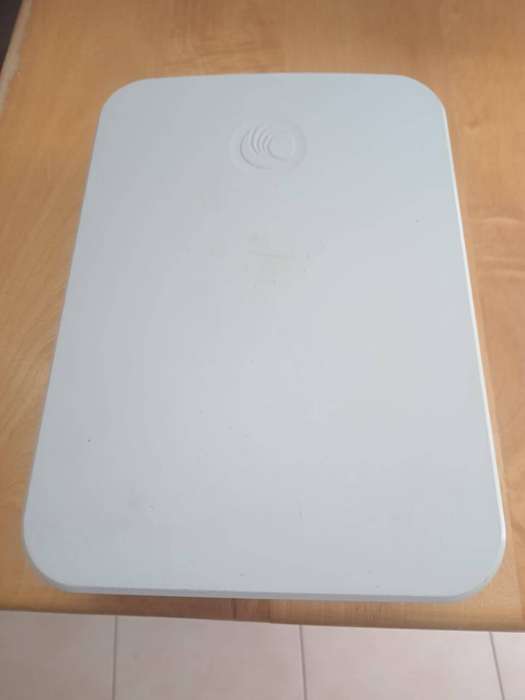 Cambium Networks cnPilot E510
