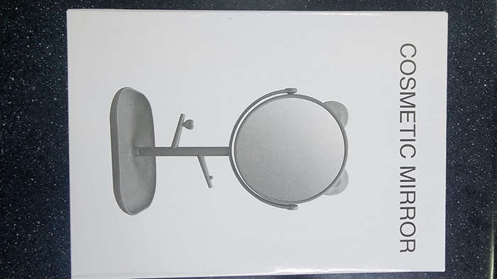 Cosmetic mirror