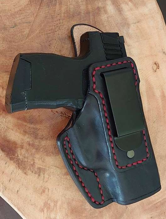 GUN HOLSTERS :  IWB