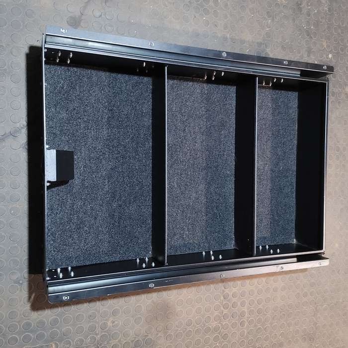 Bargain !!! Front Runner Land Rover Defender Puma Drawer System & Fridge Slide