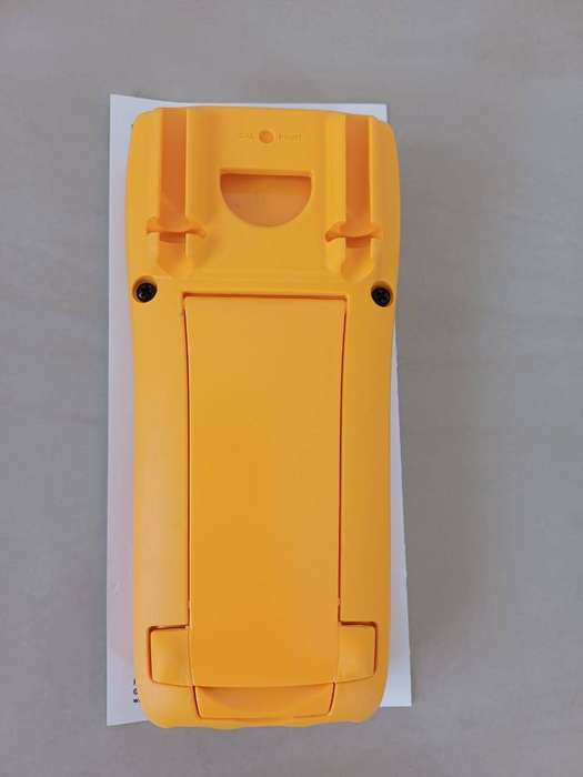 Fluke 179 TRMS Digital Multimeter with temperature readings