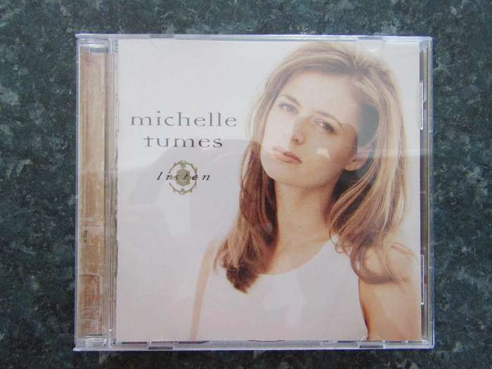 Michelle Tumes - Listen (CD)