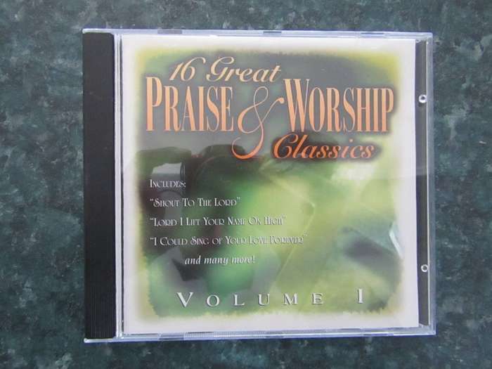 16 Great Praise & Worship Classics Volumes 1 - 4  Bundle (4 CD)