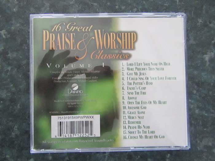 16 Great Praise & Worship Classics Volumes 1 - 4  Bundle (4 CD)