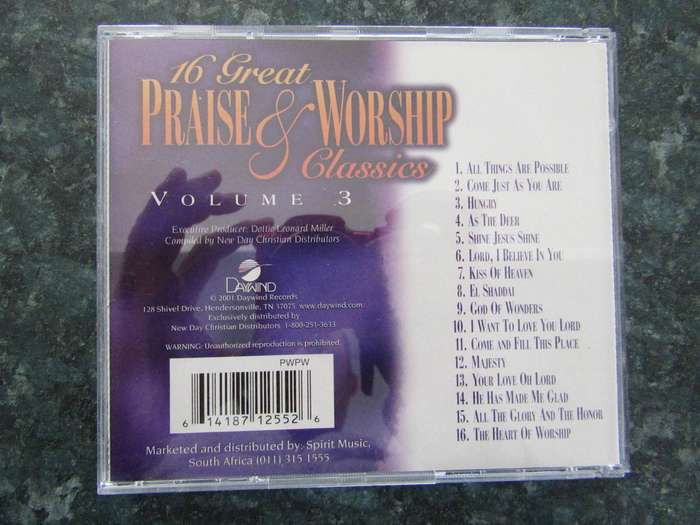 16 Great Praise & Worship Classics Volumes 1 - 4  Bundle (4 CD)