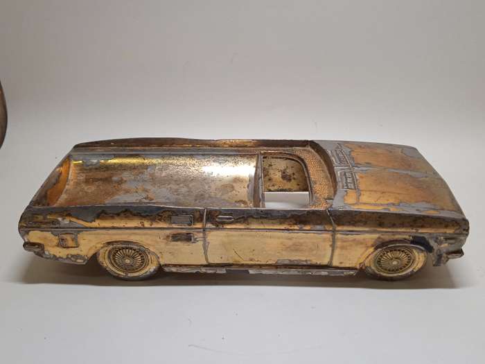VINTAGE DATSUN SUNNY  COUPE GL  CIGARETTE HOLDER