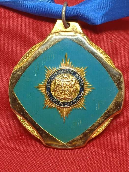 OLD SOUTH AFRICAN POLICE MEDAL