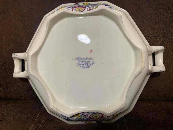 Rare Vintage Alfred Meakin England 'Omar' Soup server with Spoon  1920s Transferware