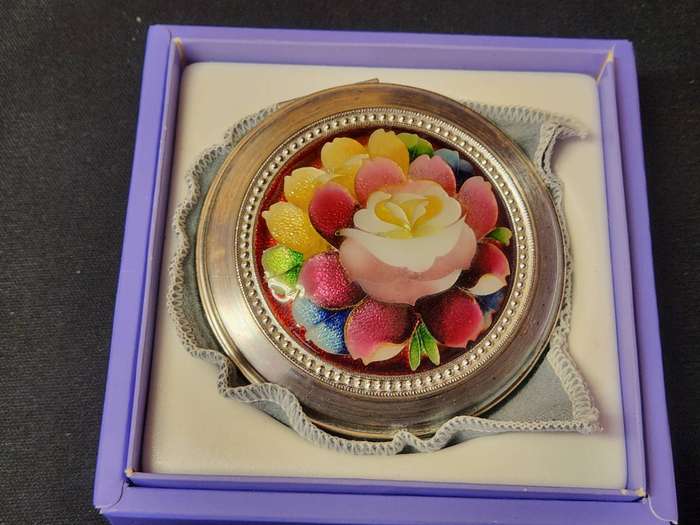 Vintage Nacon Silver Plate Enamel Floral Motif Powder Puff Compact