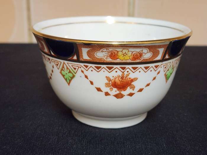 VINTAGE ROYAL VALE COLCLOUGH IMARI STYLE BONE CHINA CREAMER AND SUGAR BOWL