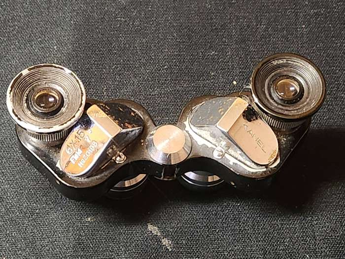 VINTAGE KANEL 6 X 15 OPERA BINOCULARS