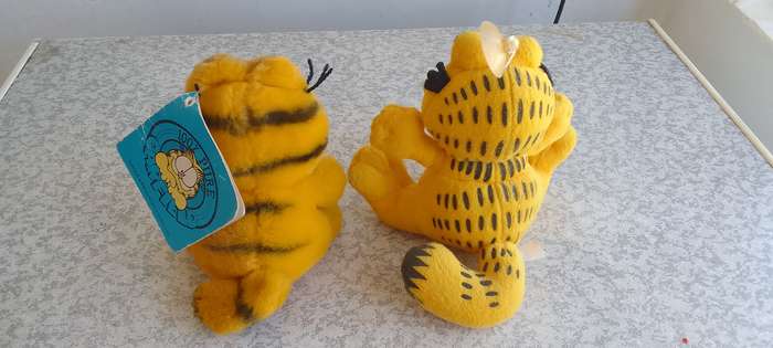 2 x Garfield Soft Toys