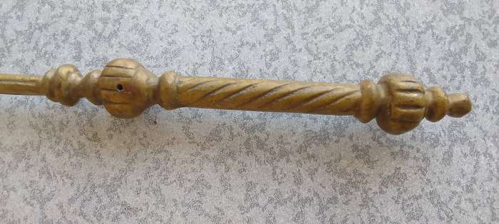 Solid  Battle Axe Brass - Wall Mounted