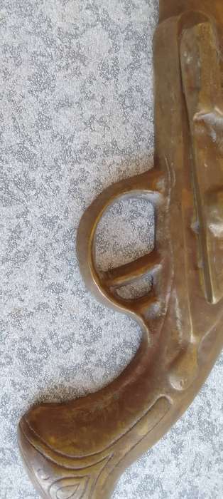 Brass Flintlock Pistol Wall Mount