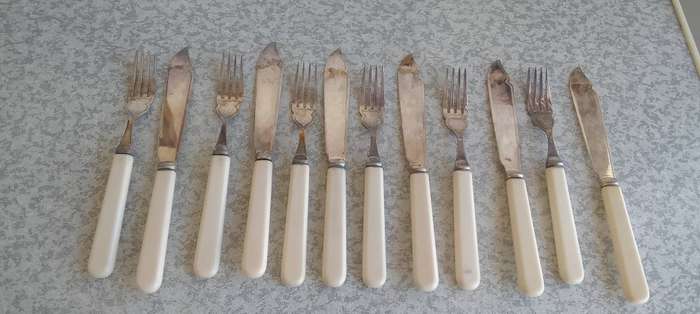 Silver Plated Fish Cutlery Set