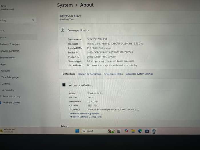 Dell Precision 5540 Mobile Workstation  Core i7-9750H /  / 16GB RAM / 512GB SSD / Quadro T1000