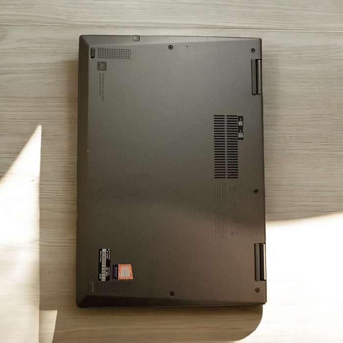 Lenovo ThinkPad X1 Yoga Gen 6 Notebook PC  Core i7-1165G7 / 14.0 WQUXGA Touch / 16GB RAM / 1TB SSD