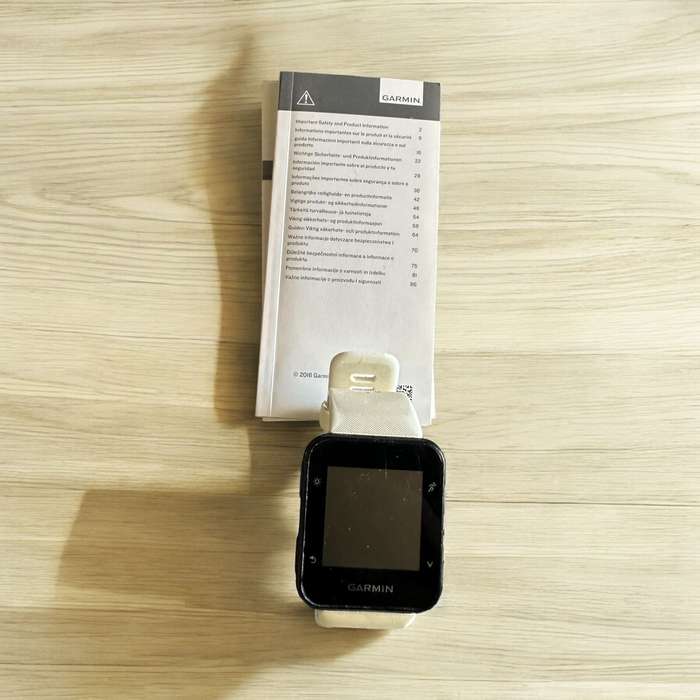 Garmin Forerunner 35 GPS Running Watch (White)