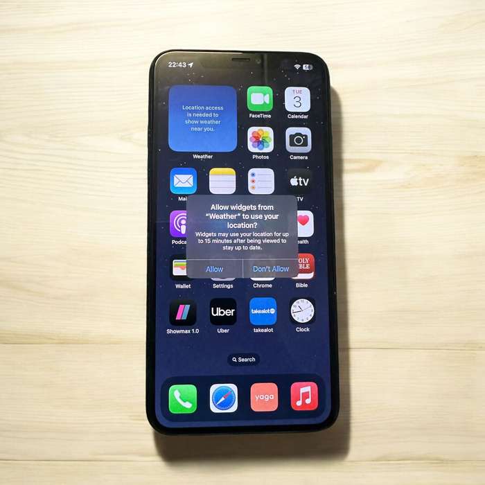 I PHONE 11 PRO MAX 256GB NEW BATT HEALTH  MINT CONDITION PLIZ READ