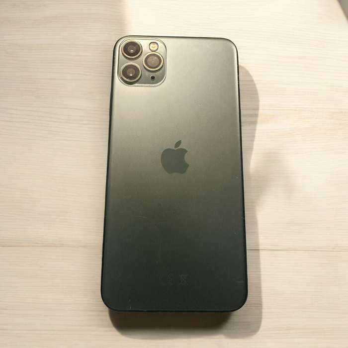 I PHONE 11 PRO MAX 256GB NEW BATT HEALTH  MINT CONDITION PLIZ READ