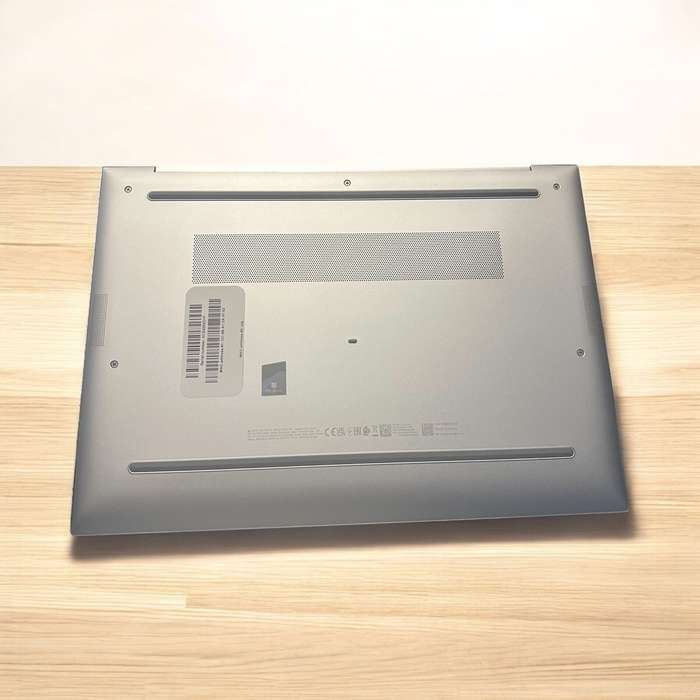 HP EliteBook 865 G11 - Ryzen 5 PRO 8540U,Amd Radeon [TM] Graphics 16GB , 512GB SSD Mint Hp Warranty