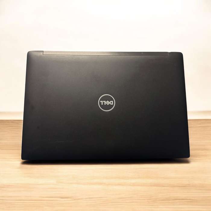 Dell Latitude 7480  Intel i7-6600 16GB Ram, 512GB m.2 SSD, Fhd Display Lte