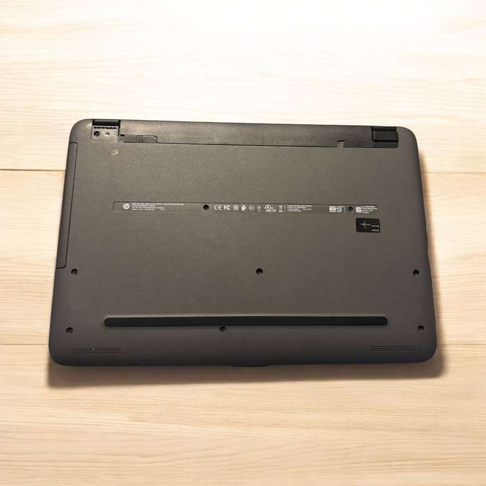 HP 250 G5, Intel i3-5005U@2.0GHz, 4Gb Ram, 500Gb Hdd, 15.6`