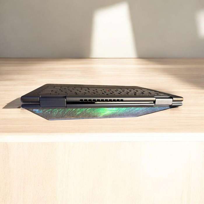Lenovo ThinkPad X1 Yoga Gen 6 Notebook PC  Core i7-1165G7 / 14.0 WQUXGA Touch / 16GB RAM / 1TB SSD